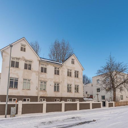 Day Dream Central Akureyri Three Bedroom Apt 外观 照片