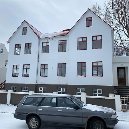 Day Dream Central Akureyri Three Bedroom Apt 外观 照片