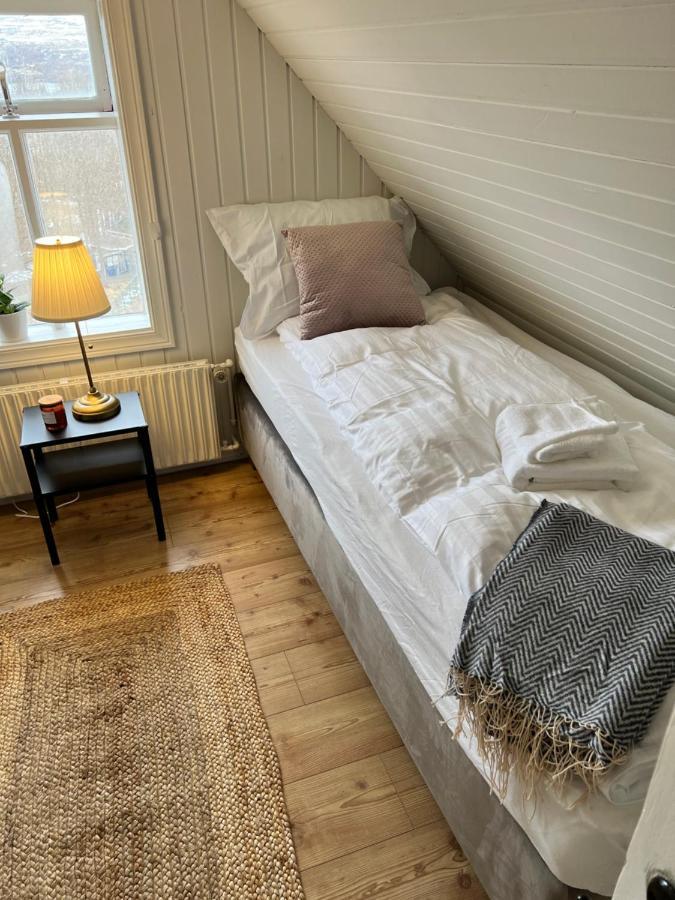 Day Dream Central Akureyri Three Bedroom Apt 外观 照片