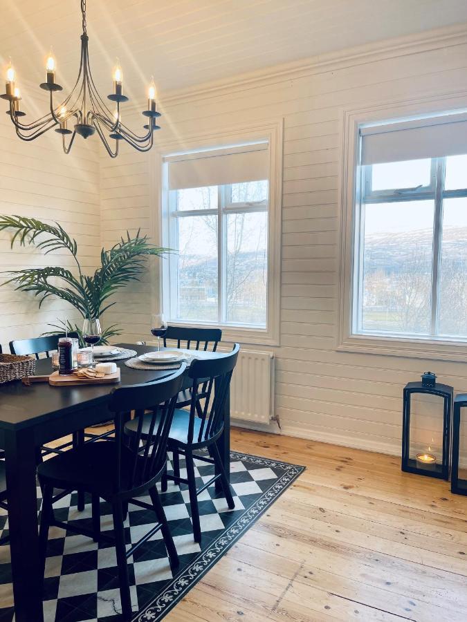 Day Dream Central Akureyri Three Bedroom Apt 外观 照片