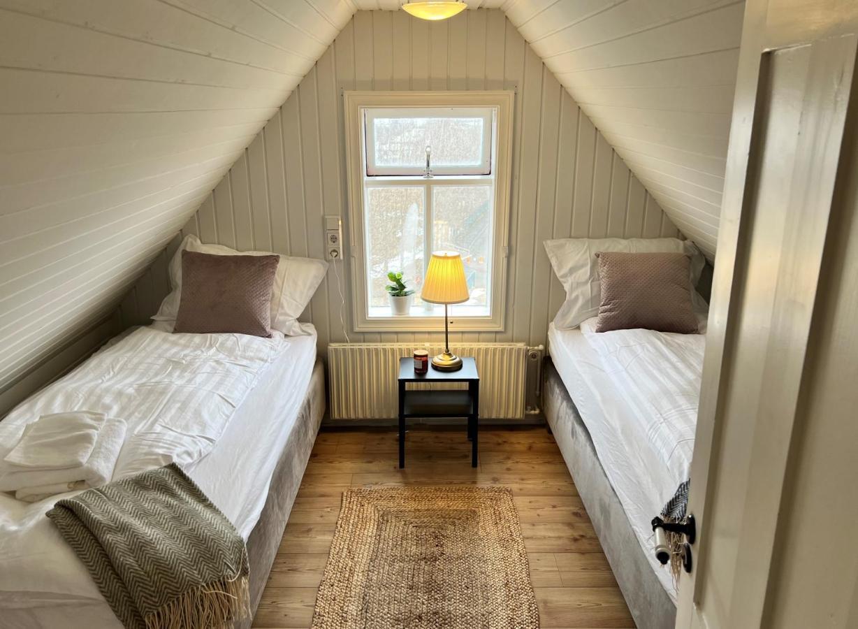 Day Dream Central Akureyri Three Bedroom Apt 外观 照片