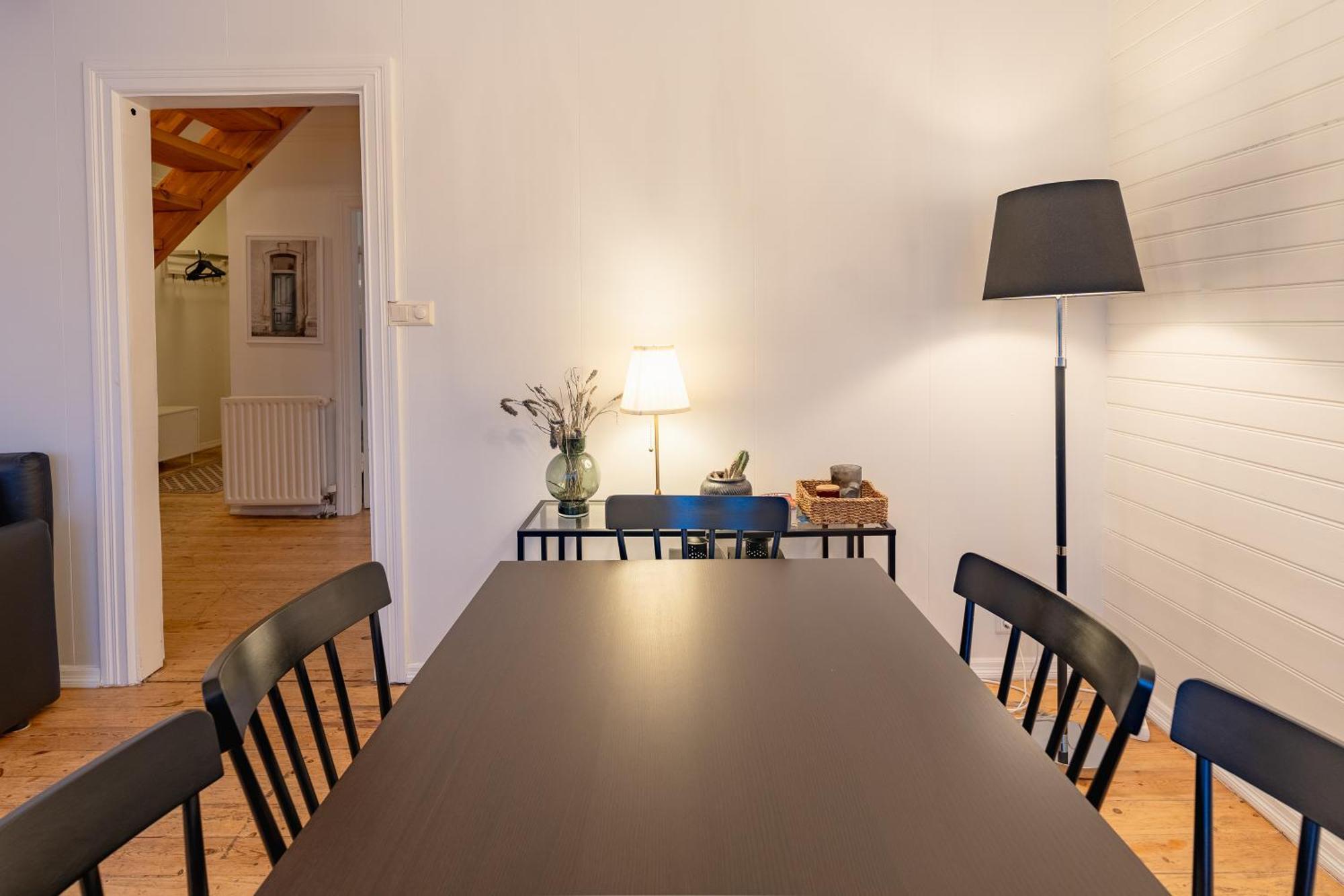 Day Dream Central Akureyri Three Bedroom Apt 外观 照片
